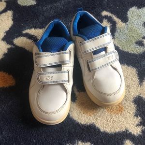 Nike toddler boys shoes